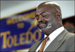 Mayor Mike Bell said he still hopes to work out a sale and save the promised $200 million commercial and residential development along the riverside.