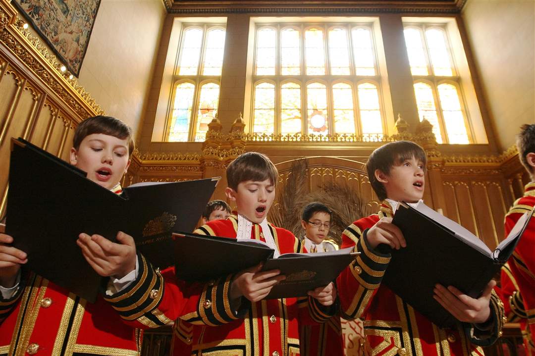 Choir-of-Her-Majesty-Chapel-Royal