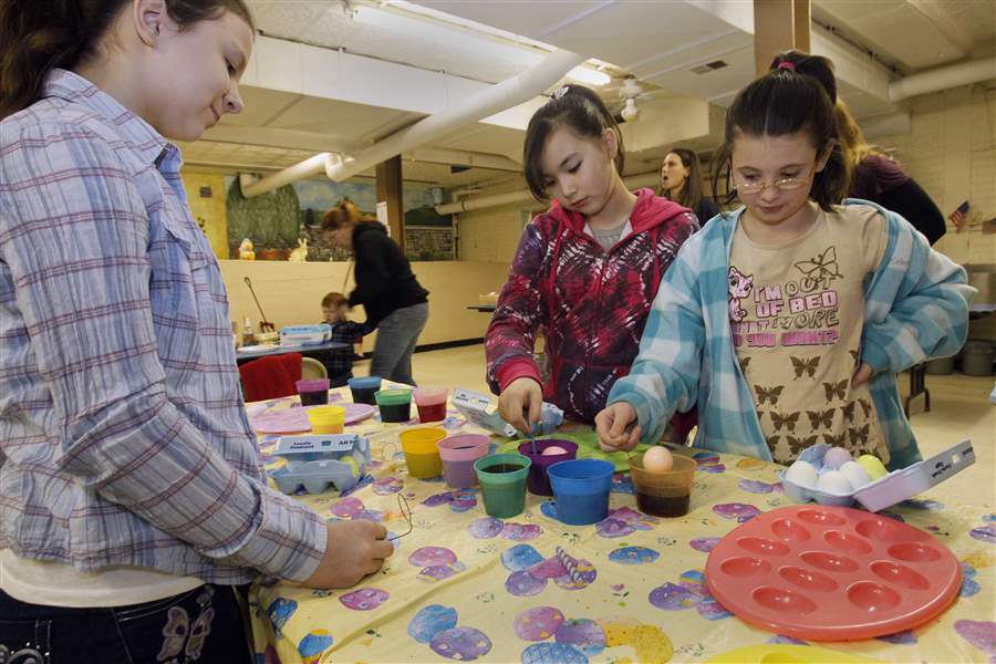 Egg-dying