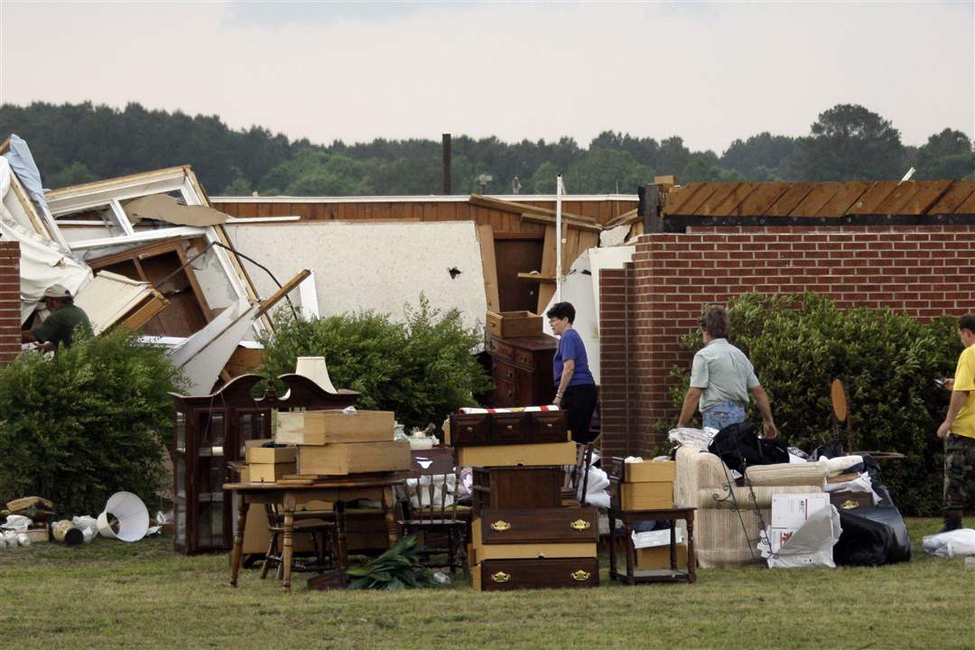 Southern-Storms-Bond-Mississippi