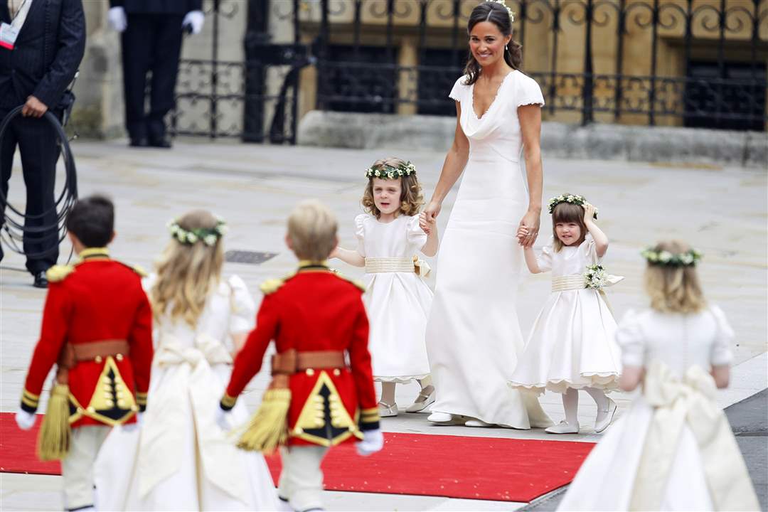 Royal-Wedding-Day-Pippa-Middleton-arrives