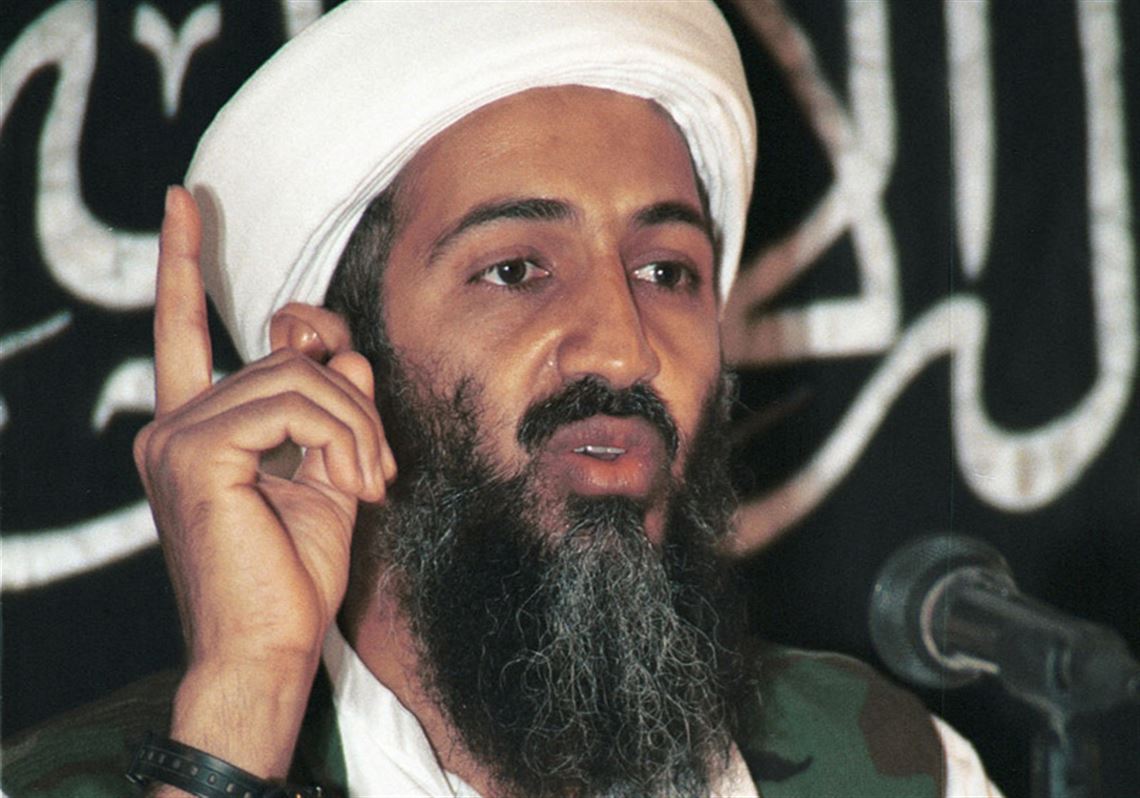 Porno chochqachilik bank cum ichida Ikki yigit bilan jinsiy aloqa