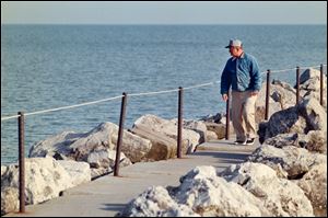 A federal ban remains in effect against Lake Erie drilling. State officials will discuss a measure next week.