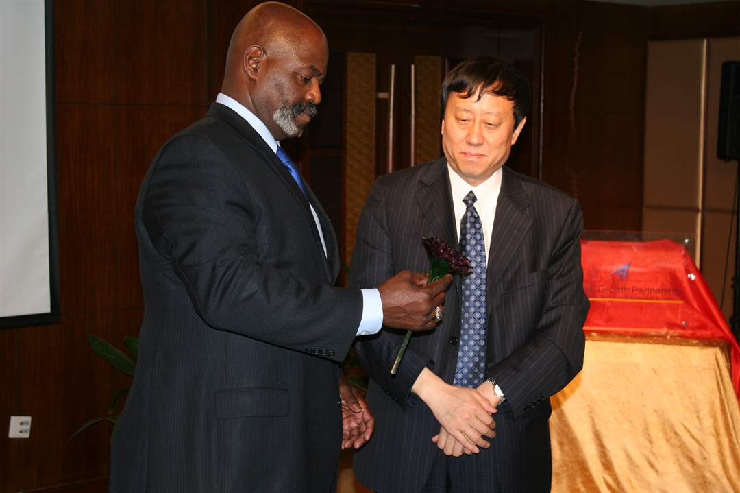 China-Connection-Naizhen-Bell-gifts