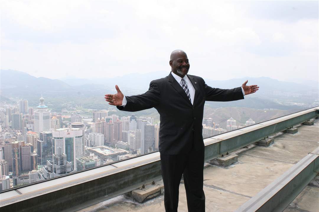 China-Connection-Bell-Empire-Building