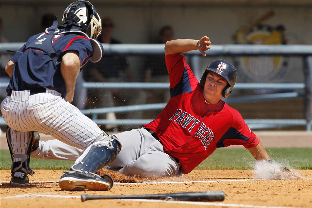 Hens-SOx-Ronald-Bermudez-Max-St-Pierre