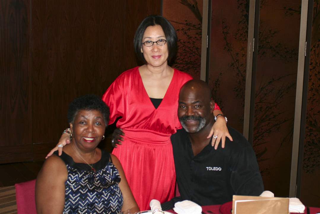 China-Connection-Yuan-Xiahona-Mike-Bell-Ora-Bell