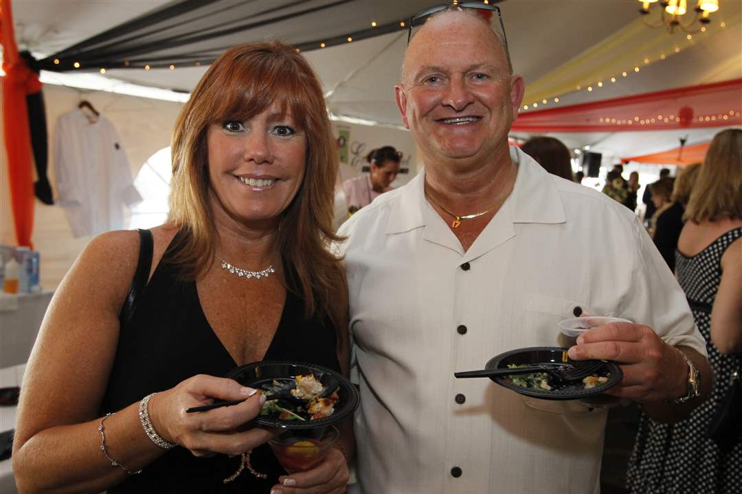 Taste-of-Nation-2011-Kathy-Cortese-Mike-Scott