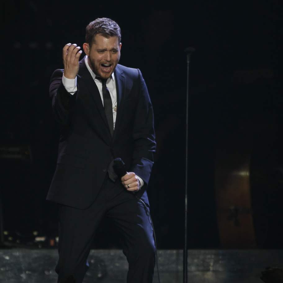 Michael-Buble-Huntington-5