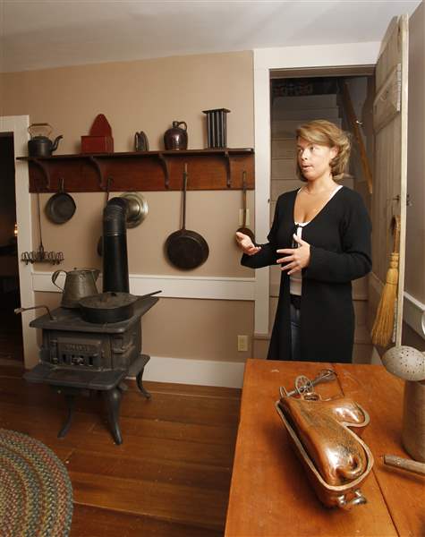 Renee-Smith-museum-curator-Sandusky-Street-Findlay