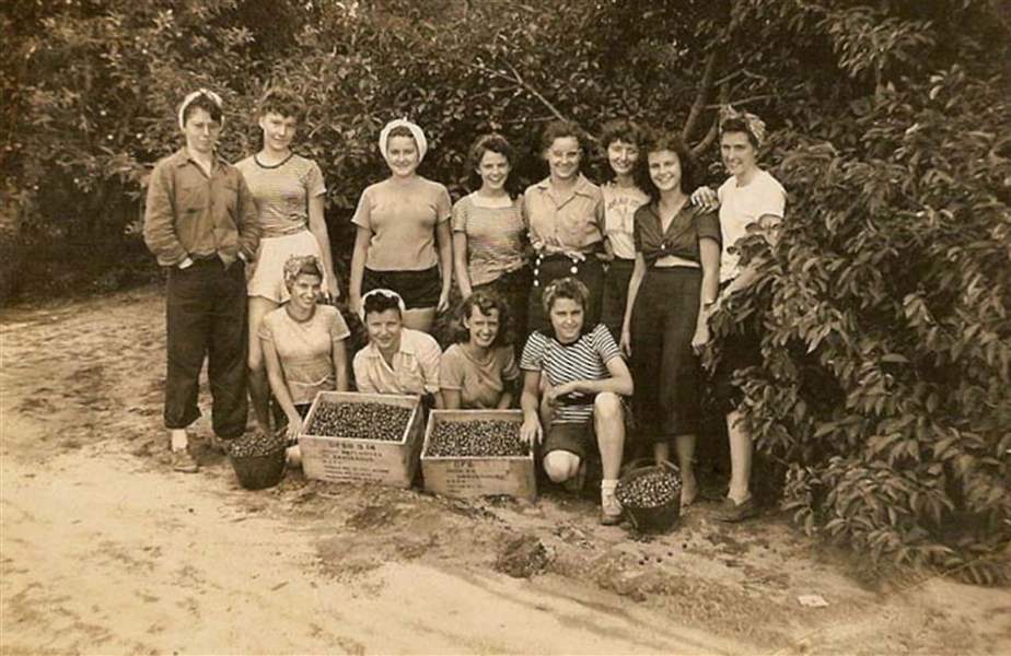 Bag-of-letters-leads-to-online-honor-for-WWII-Land-Girls