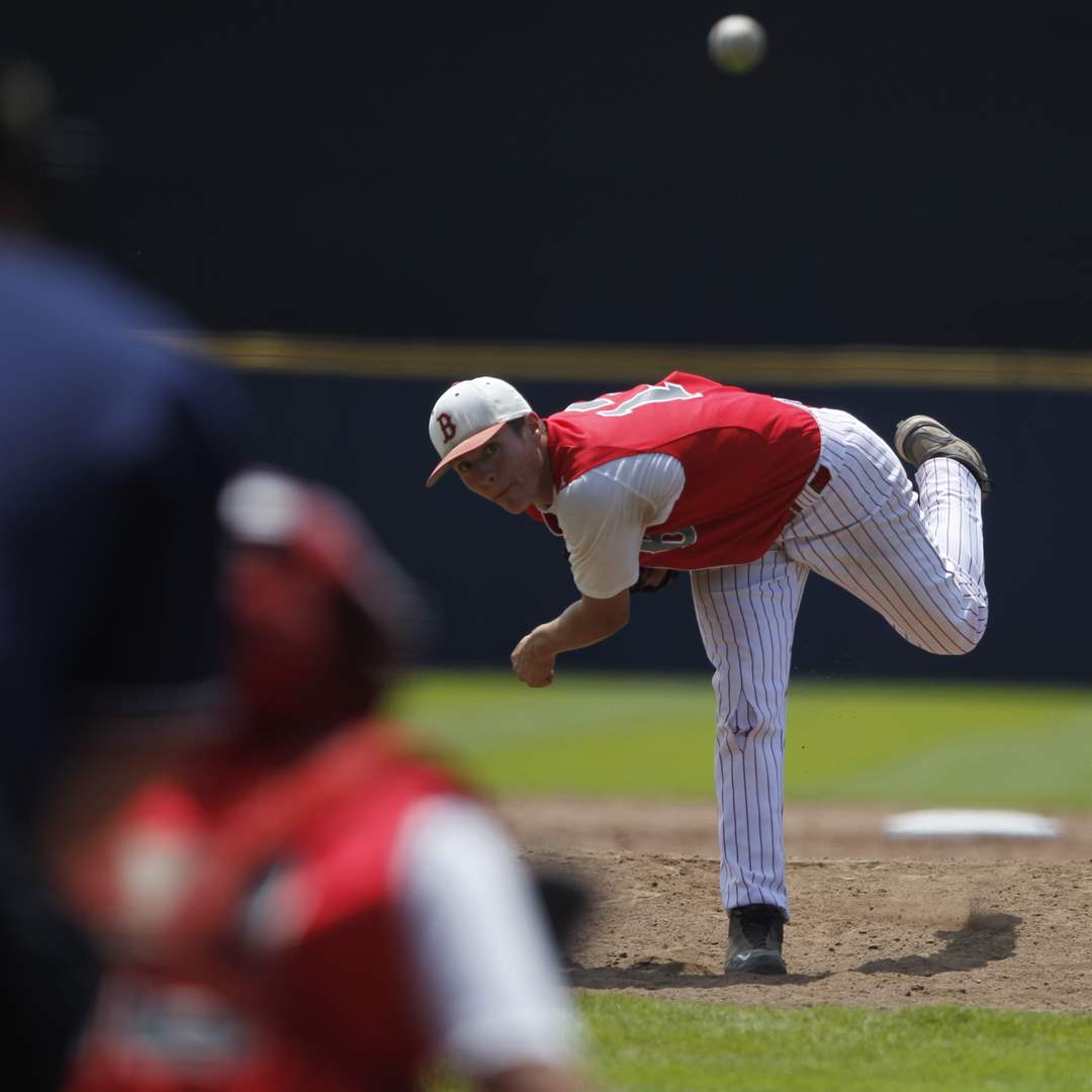 Bedford-Detroit-Western-Int-Trent-Szkutnik