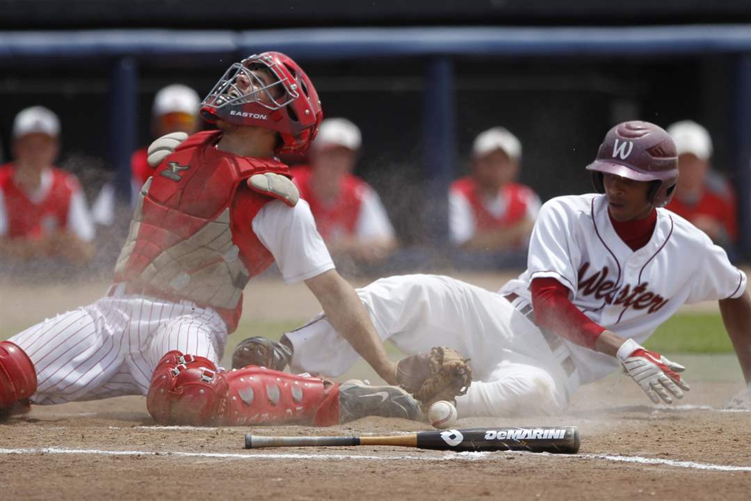 Bedford-Detroit-Western-Int-Jared-Kujawa-Todd-Phelps