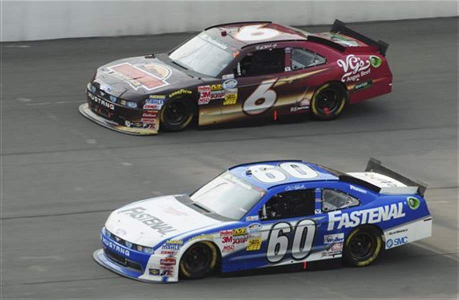 NASCAR-NATIONWIDE-SERIES-Carl-Edwards-Ricky-Stenhouse-Jr-Alliance-Truck-Parks-250-Michigan