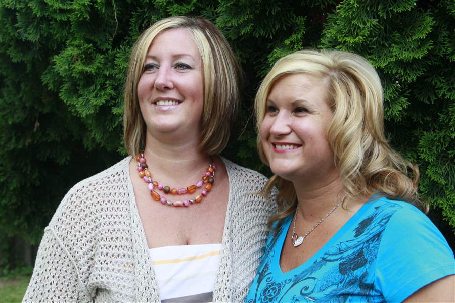 Jennifer-Chamoun-Amy-Sowards-sisters-father-adopted