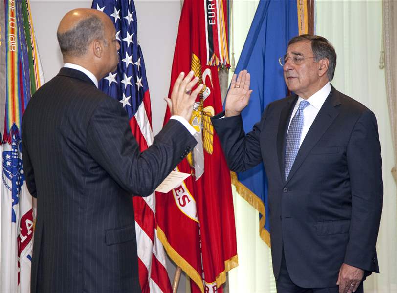 swearing-in-Leon-Panetta-Jen-Johnson