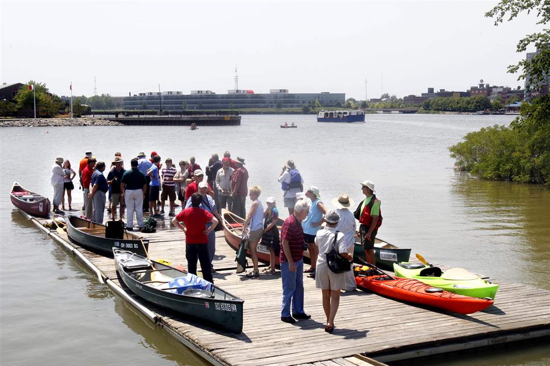 Pollick-Horvat-celebrate-with-friends