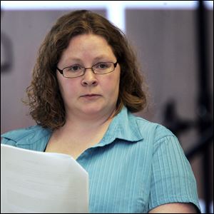 Lucas County Dog Warden Julie Lyle has a series of steps the pound takes when a new dog comes to the organization.