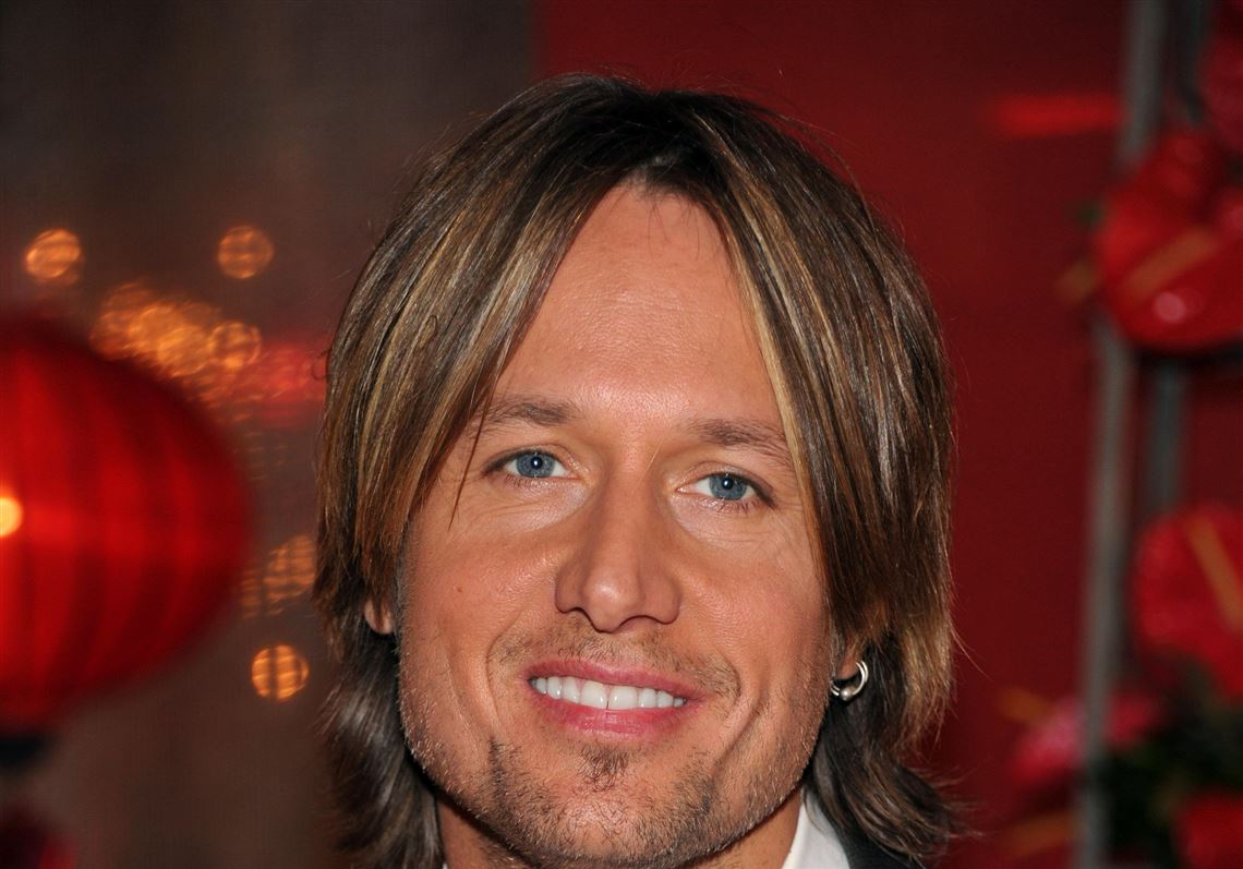 Keith Urban - GO HOME W U (w/ Alana Springsteen) (New Year's Eve Live:  Nashville's Big Bash 2024), image size:1140x797