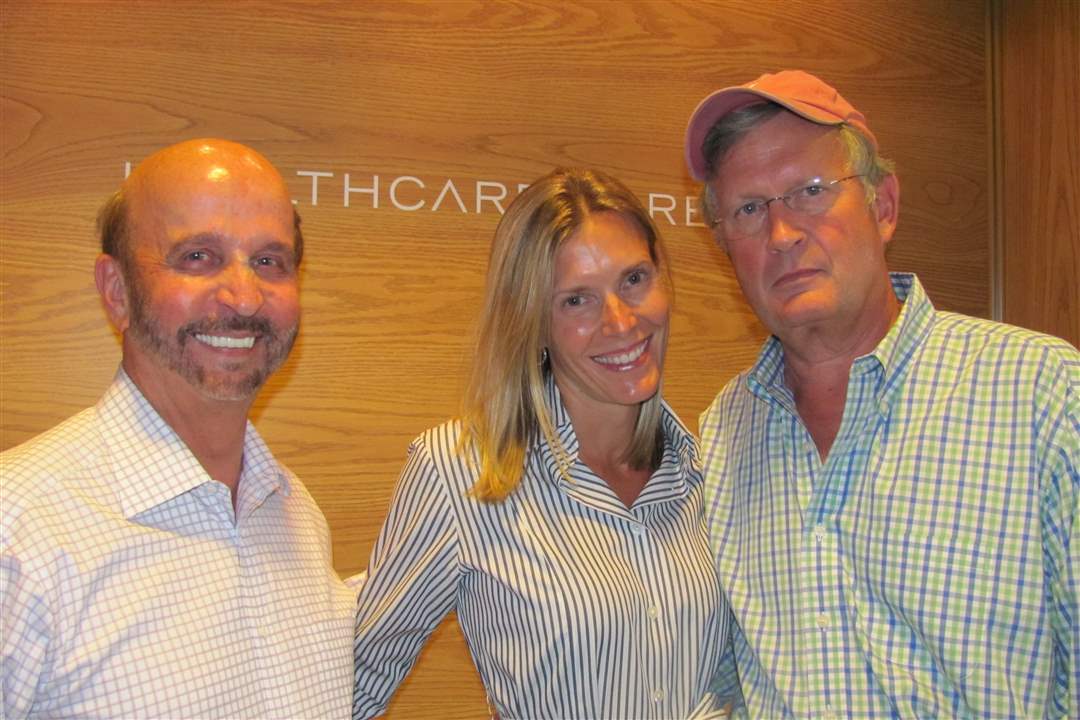 Fred-Klipsch-with-Leslie-and-George-Chapman