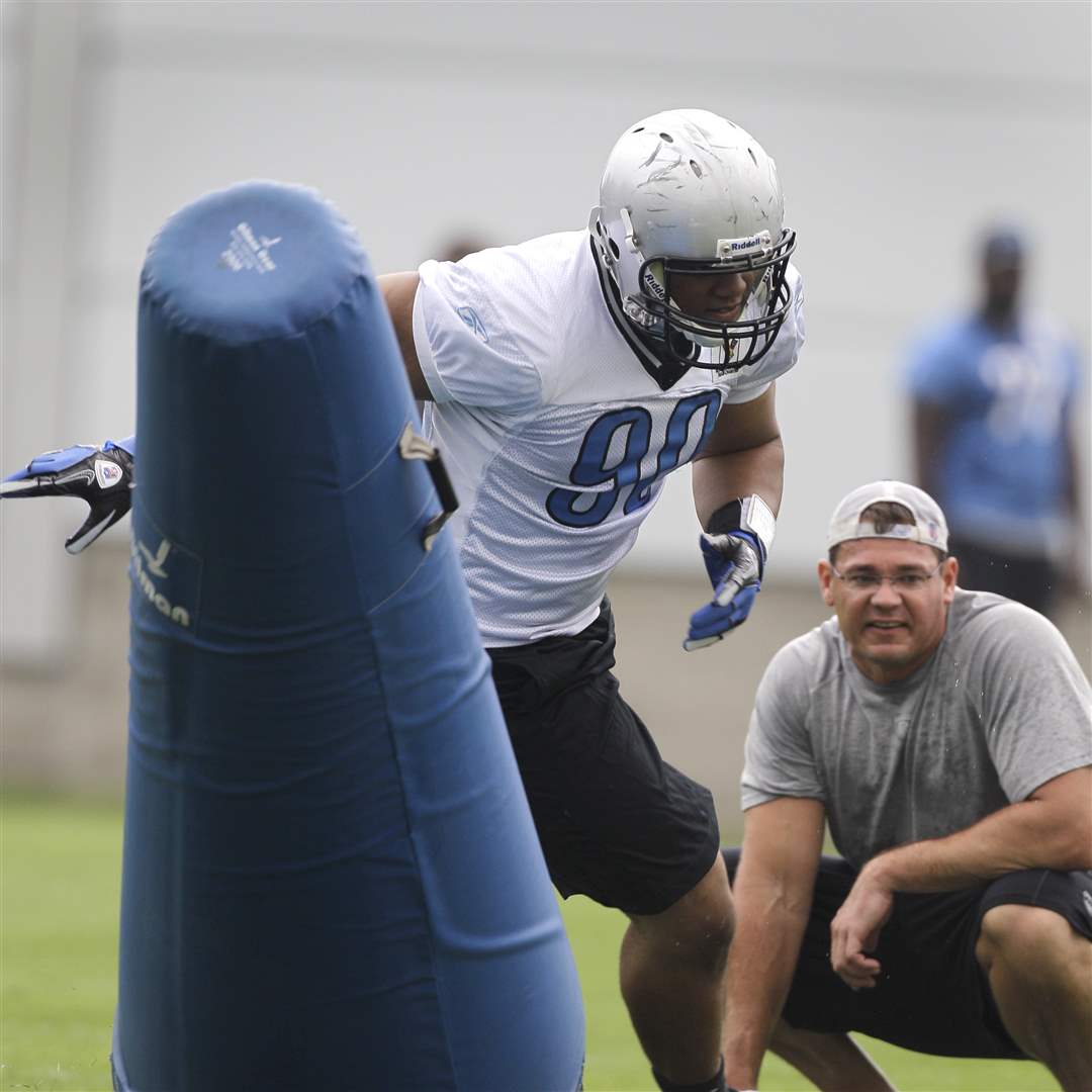 Detroit-Lions-Training-Camp-Ndamukong-Suh