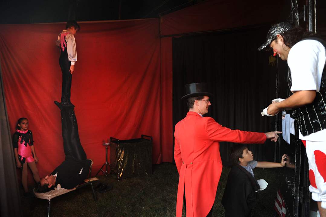 KM-Circus-Poema-family