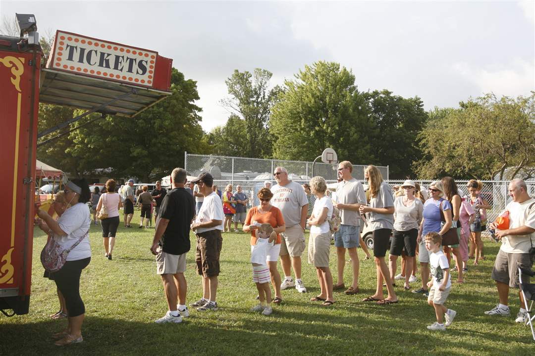 Waiting-in-line-to-buy-tickets