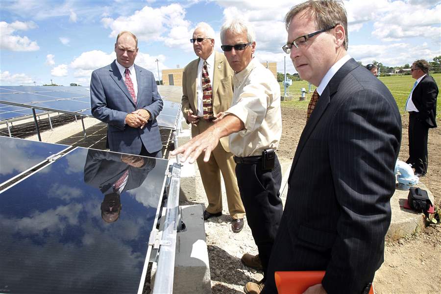 Solar-energy-field-to-power-city-s-water-treatment-plant