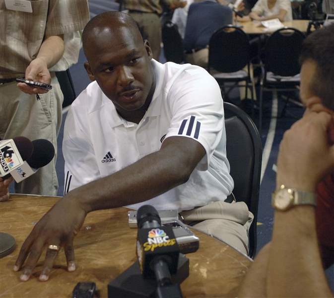Corwin-Brown-Notre-Dame-media-day