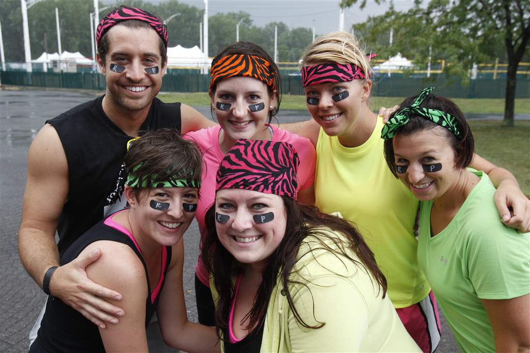 cheek-art-good-sports