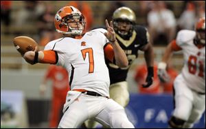 Bowling Green quarterback Matt Schilz completed 19-of-31 pass attempts for 291 yards and a pair of touchdowns against Idaho.
