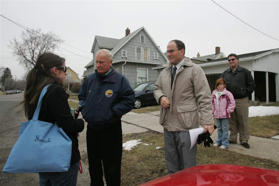 Chief-Navarre-Finkbeiner-Sarah-Huss