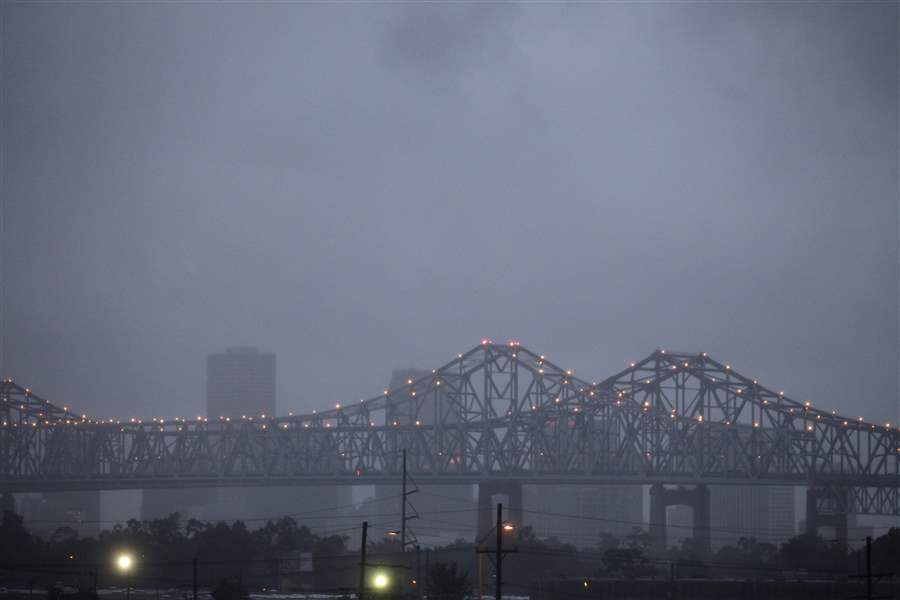 Tropical-Storm-Lee-New-Orleans-Crescent-bridge