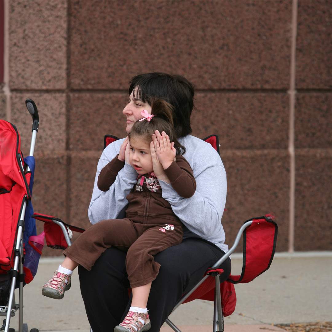 LD-Lucy-and-Lauren-Printke