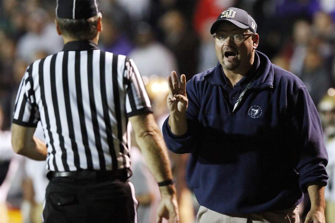 St-Johns-coach-Pearson