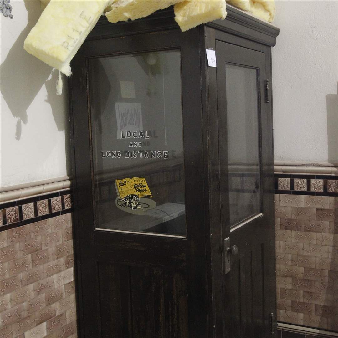 An-antique-phonebooth-will-remain-inside-the-Auglaize-County-courthouse
