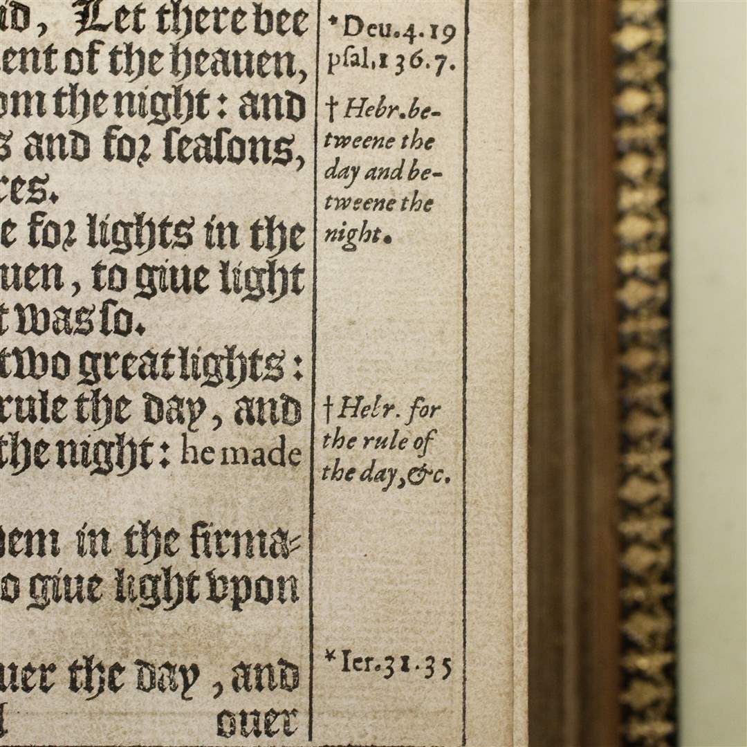 Notes-in-the-margin-of-a-rare-King-James-Bible