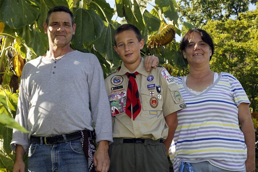 Team-leaders-Richard-Hammond-left-Colin-Heslet-and-Carolyn-Russell