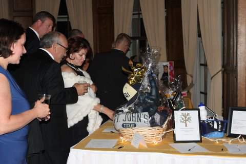 Christ-King-Jesus-Angel-Gille-Angel