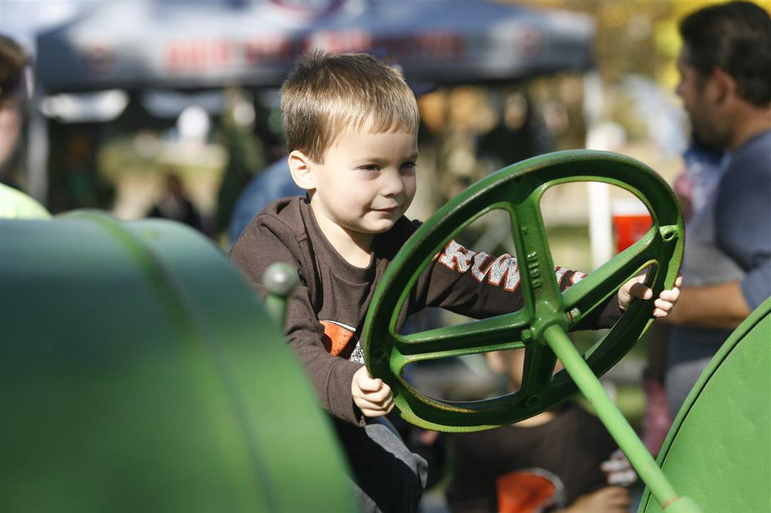 Applebutter-Lucas-Adkins