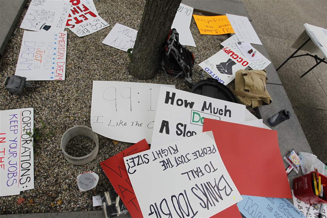 signs-occupy-toledo
