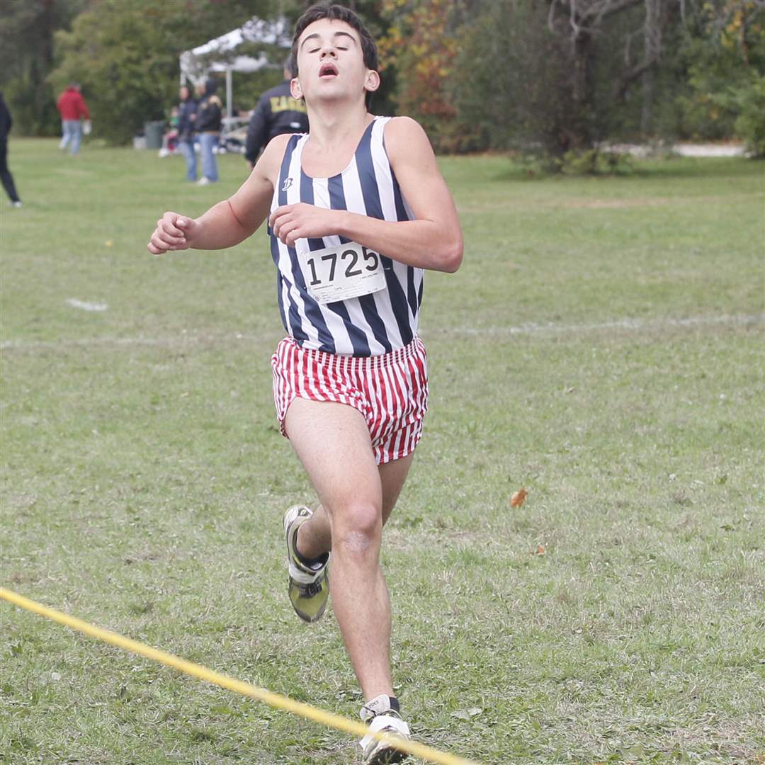 St-Francis-de-Sales-junior-Kyle-Lach-wins-the-TRAC-meet