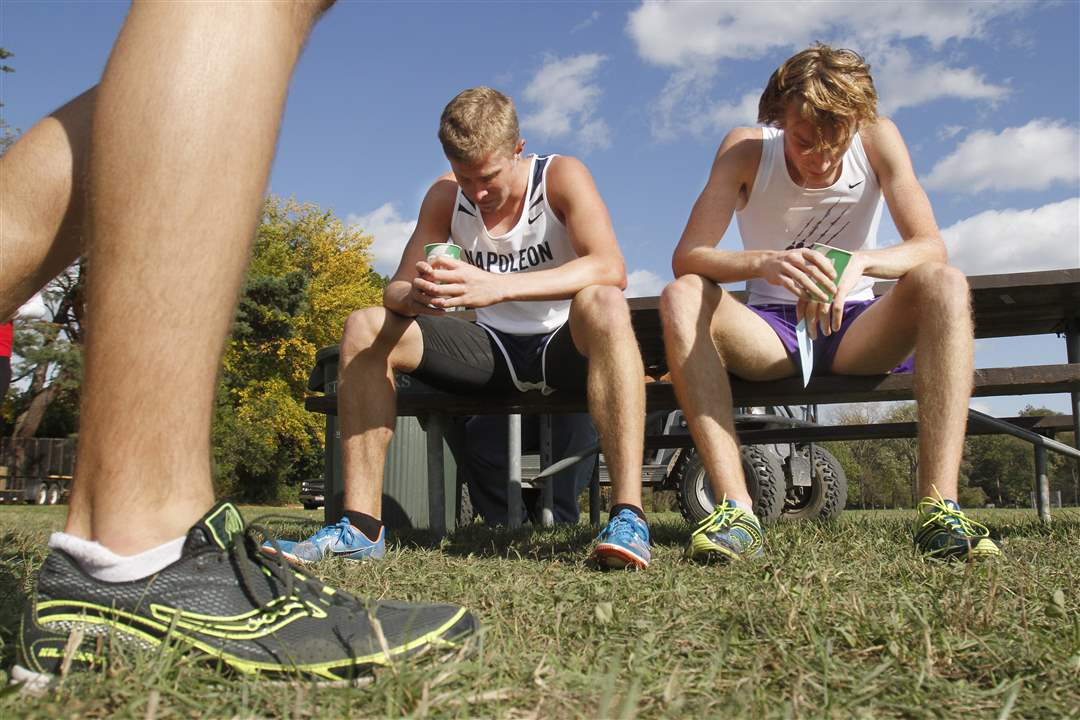 First-and-second-place-NLL-finishers-Steve-Weaver-left-and-Willy-Fink