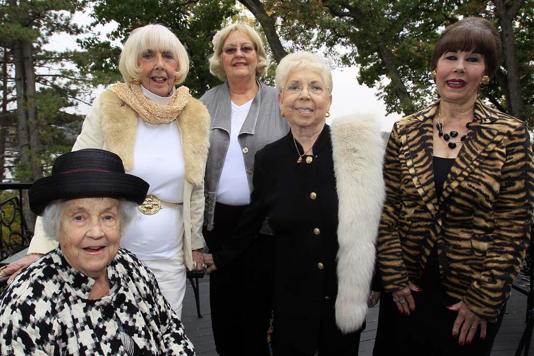 Toledo-Opera-Guild-Dorothy-Price-Jean-Smith-Sandy-Freisheim-Elizabeth-Koster-Gloria-Granata