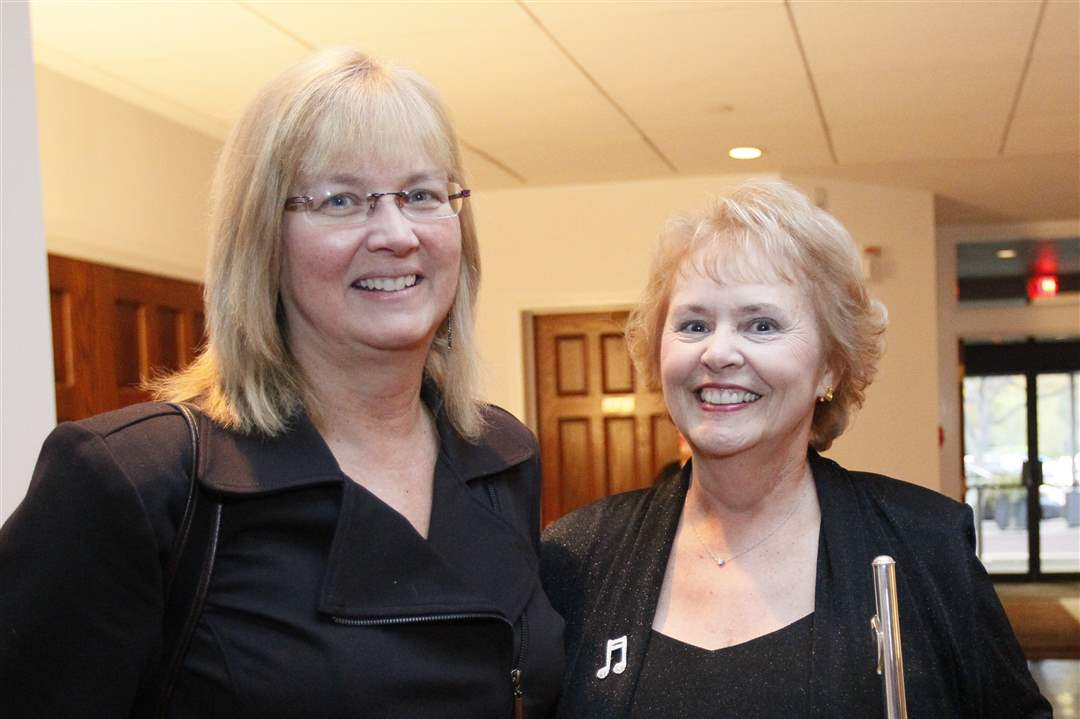 Perrysburg-Symphony-Judy-Kean-Connie-Alleshouse