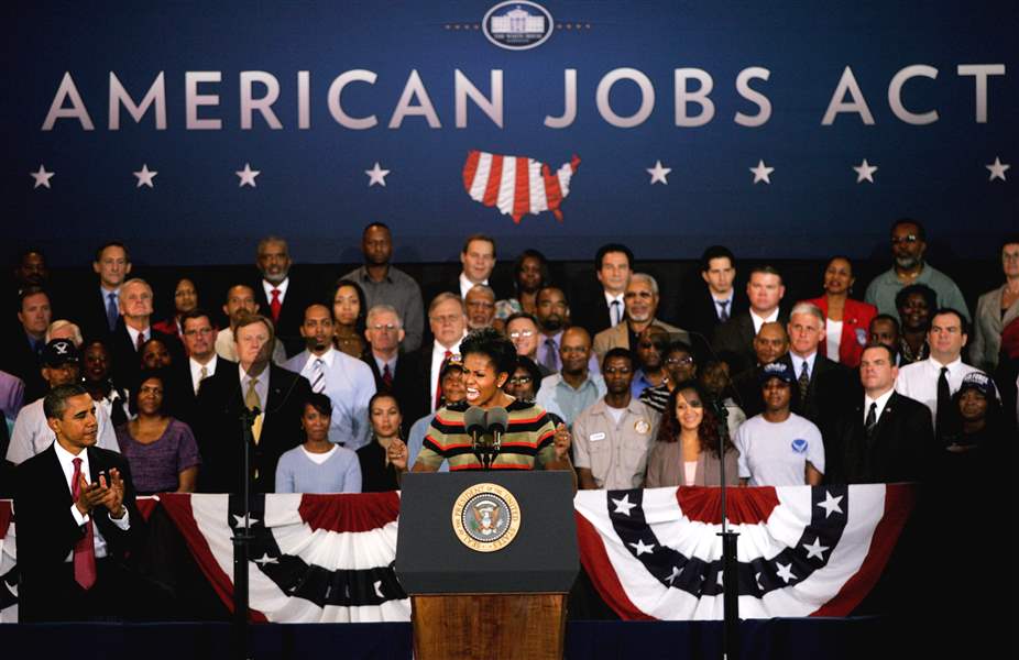 Michelle-Obama-Joint-Base-Langley-Eustis