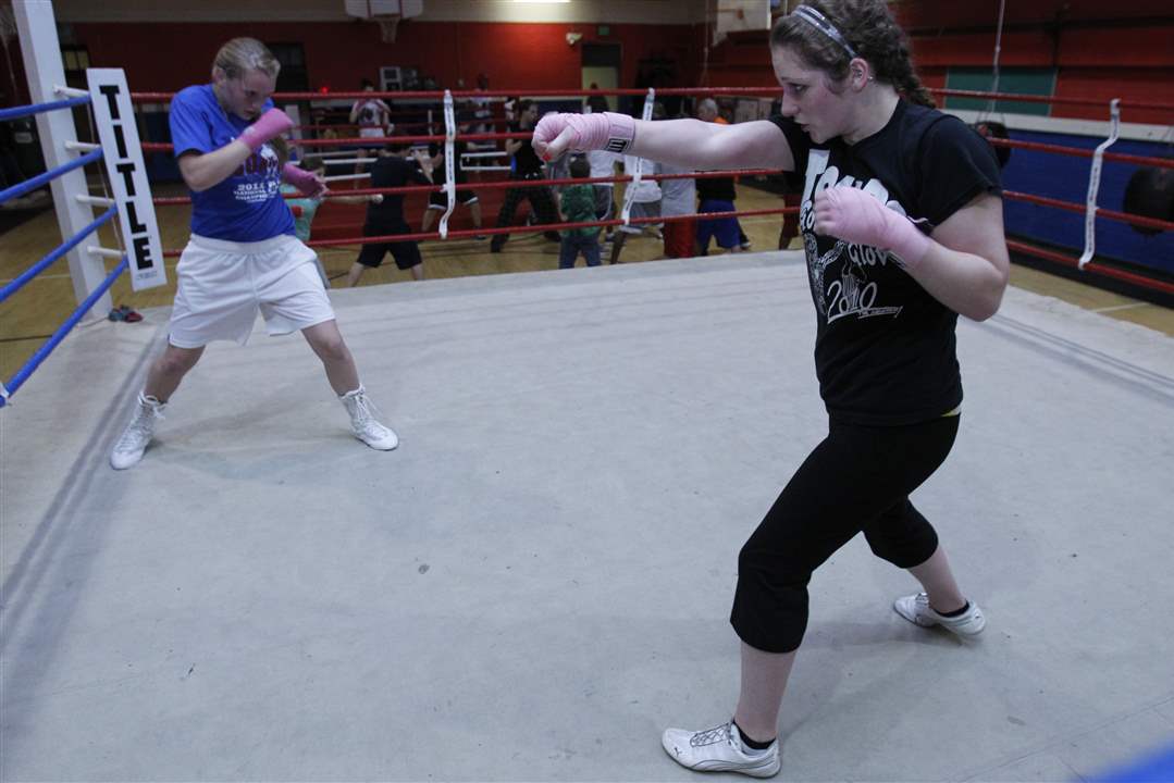 girl-boxer-Courtney-Mink-Lincoln-Elementary