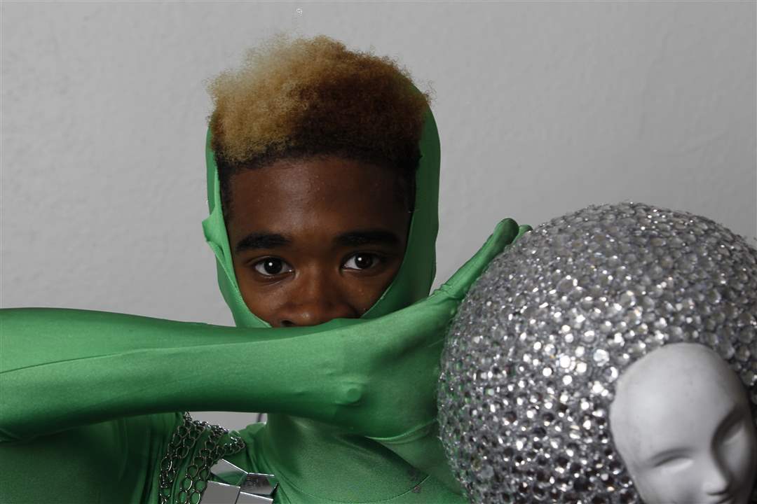 Hairshow-Explosion-Matthew-McLain