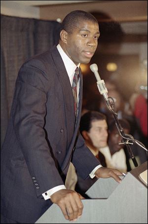 Magic Johnson delivered his retirement news and the stunning diagnosis on Nov. 7, 1991.