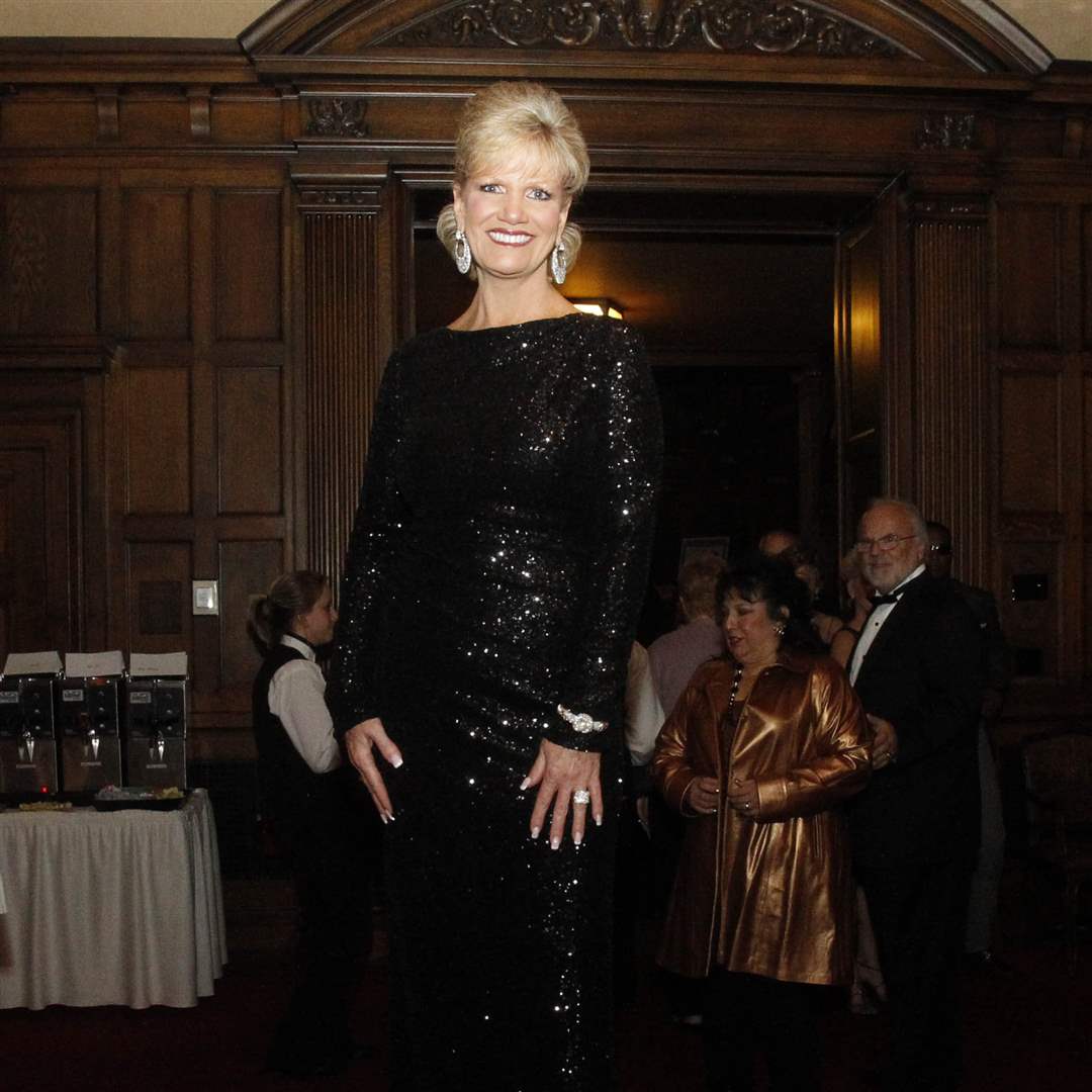 Sapphire-Blues-Traci-Schwann